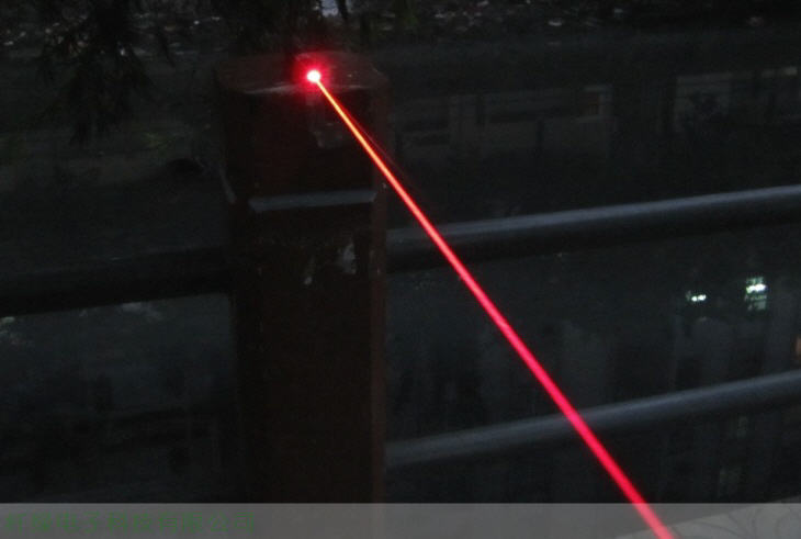 300mw~500mw 638nm赤色レーザーポインター 遠距離照